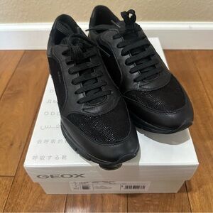 Geox D Sukie B Nappa Black Sneakers Animal Print Size US 8.5 - 9 EU 39